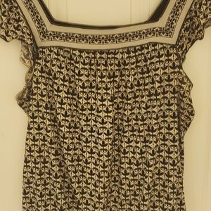 Max Studio cropped sleeve shirt